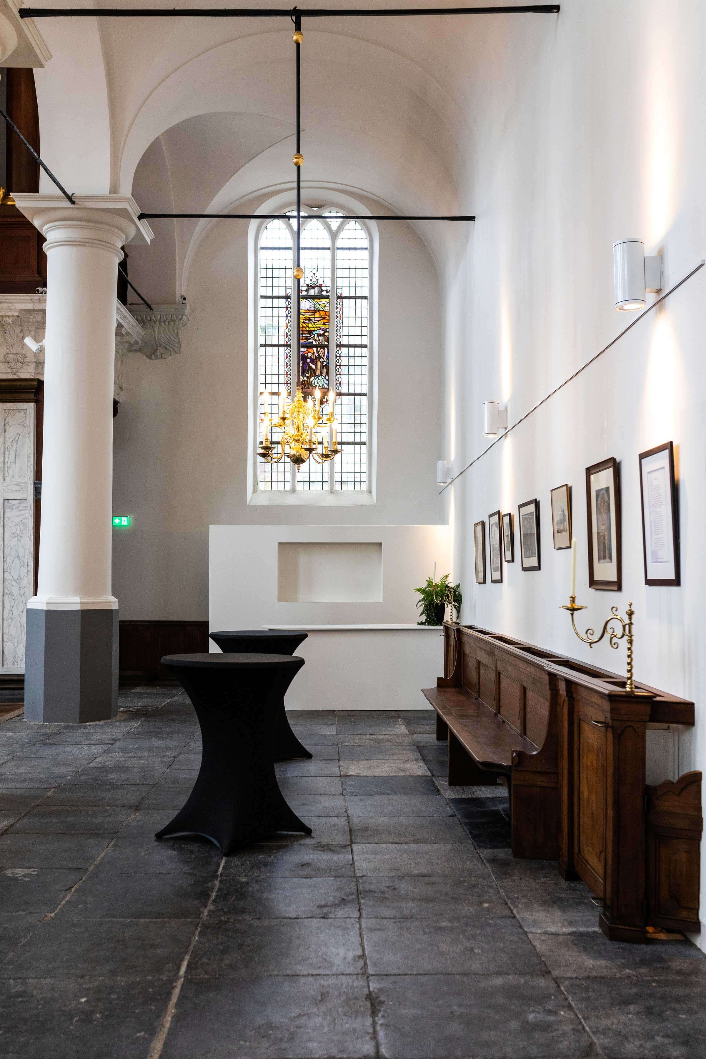 gebouw-binnenkant-bar